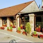Kapslový hotel Etno Selo Eden Zeravacki Potok