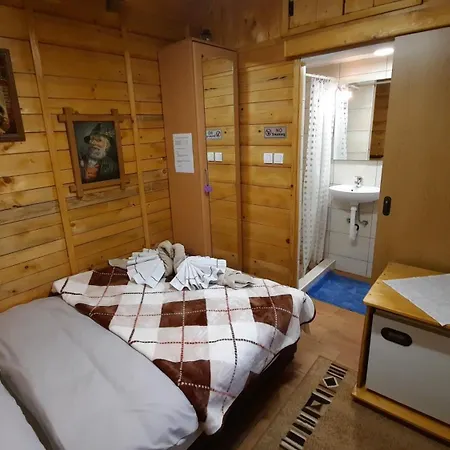 Capsule hotel Etno Selo Eden Zeravacki Potok