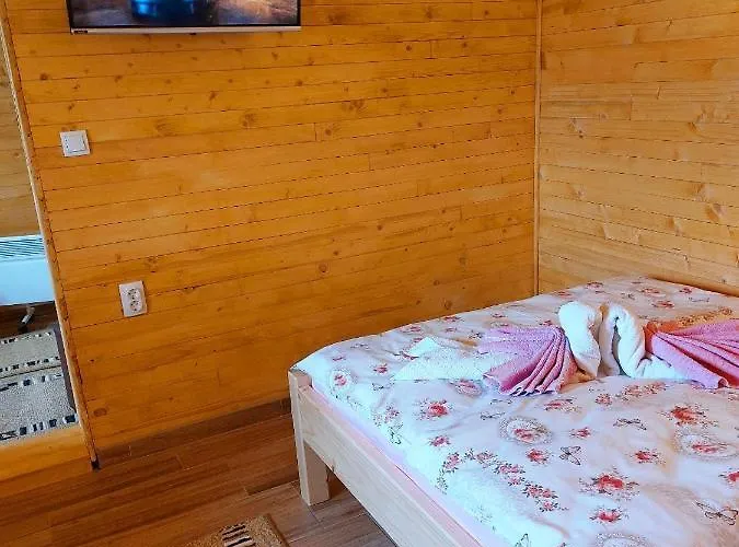 Capsule hotel Etno Selo Eden