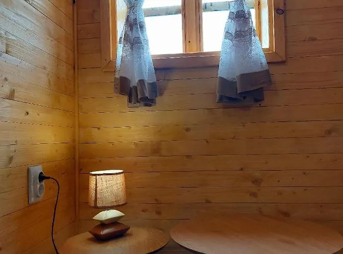 Capsule hotel Etno Selo Eden 2*